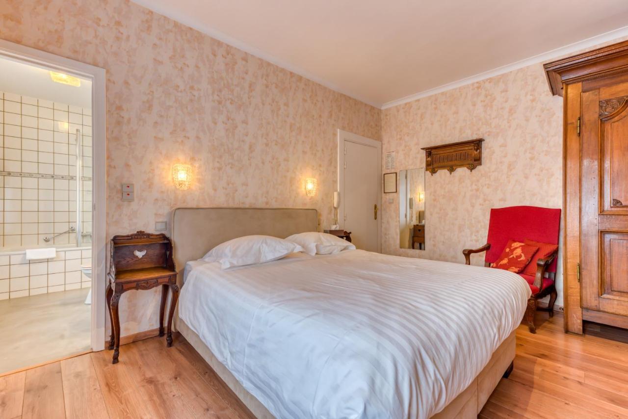 Hotel Le Cor De Chasse Saint-Hubert Exterior photo