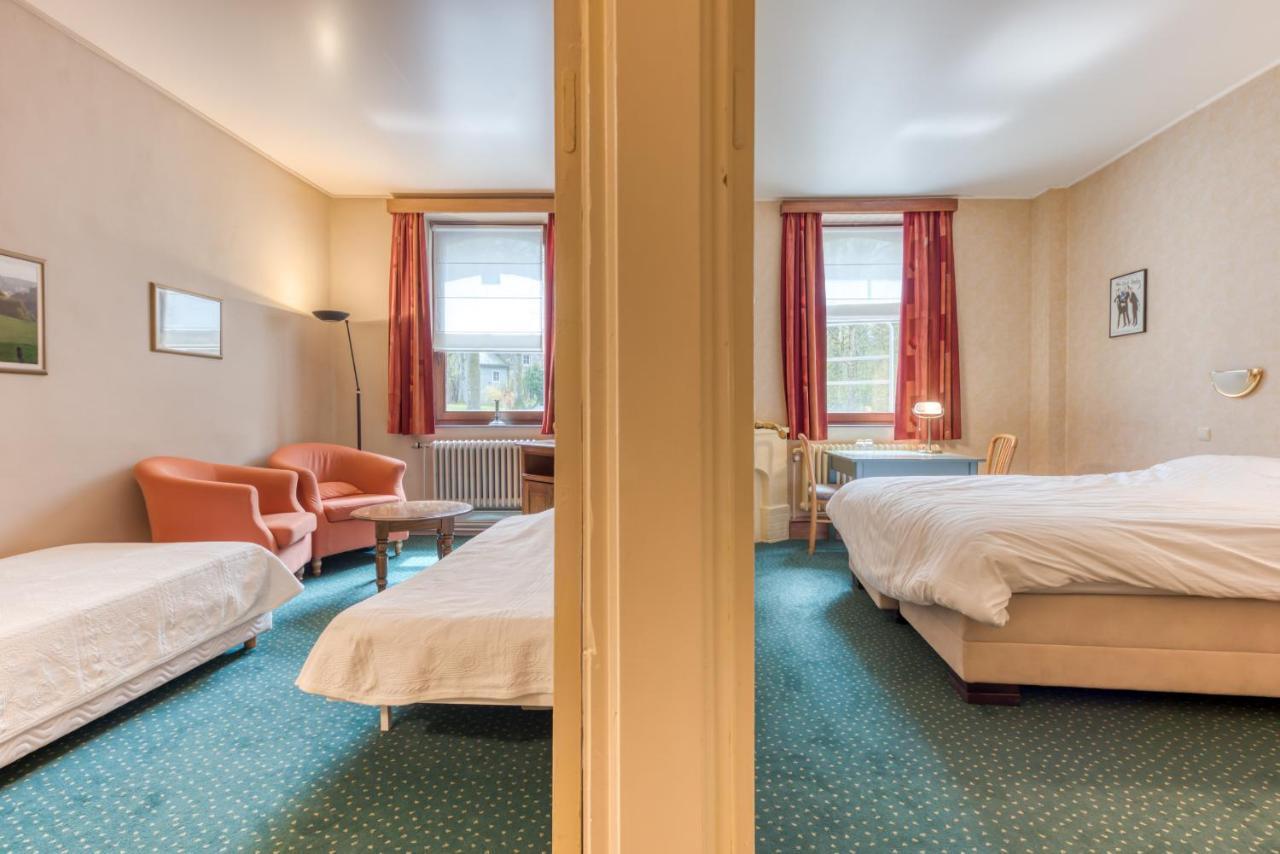Hotel Le Cor De Chasse Saint-Hubert Exterior photo